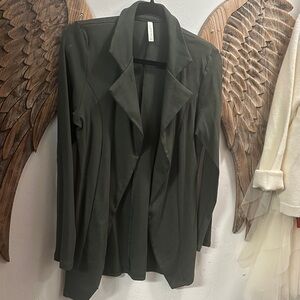 Elegant Dark Green Women's Blazer